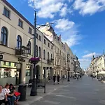 & Travel W Centrum Lodzi - Piotrkowska - Klimatyzacja - Parking - Manufaktura - Off Piotrkowska - Ec1 - Atlas Arena - Orientarium - Monopolis Aparthotel Lodz