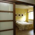 Aparthotel & Travel W Centrum Lodzi - Piotrkowska - Klimatyzacja - Parking - Manufaktura - Off Piotrkowska - Ec1 - Atlas Arena - Orientarium - Monopolis
