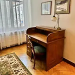 Aparthotel & Travel W Centrum Lodzi - Piotrkowska - Klimatyzacja - Parking - Manufaktura - Off Piotrkowska - Ec1 - Atlas Arena - Orientarium - Monopolis Lodz