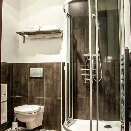& Travel Aparthotel