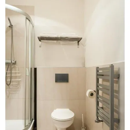 Aparthotel & Travel