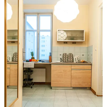 & Travel Aparthotel
