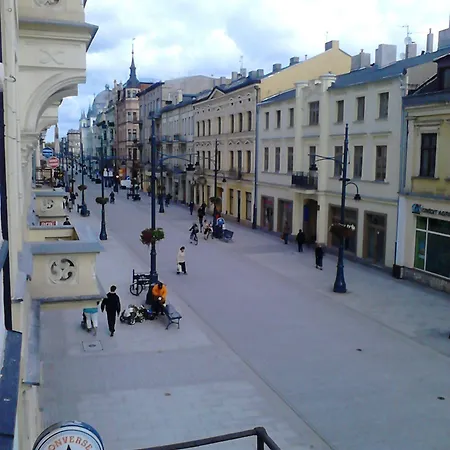 & Travel W Centrum Lodzi - Piotrkowska - Klimatyzacja - Manufaktura - Off Piotrkowska - Ec1 - Atlas Arena - Orientarium - Monopolis Łódź