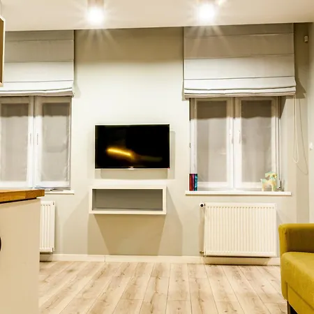 & Travel W Centrum Lodzi - Piotrkowska - Klimatyzacja - Manufaktura - Off Piotrkowska - Ec1 - Atlas Arena - Orientarium - Monopolis Aparthotel