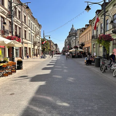 & Travel W Centrum Lodzi - Piotrkowska - Klimatyzacja - Manufaktura - Off Piotrkowska - Ec1 - Atlas Arena - Orientarium - Monopolis Lägenhetshotell