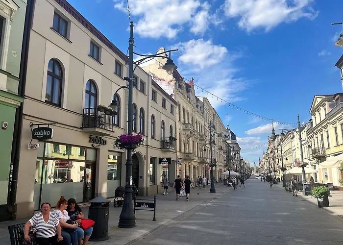 & Travel W Centrum Lodzi - Piotrkowska - Klimatyzacja - Parking - Manufaktura - Off Piotrkowska - Ec1 - Atlas Arena - Orientarium - Monopolis Apart-hotel Łódź