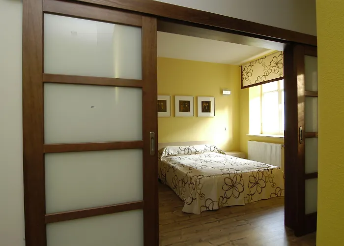 Apart-hotel & Travel W Centrum Lodzi - Piotrkowska - Klimatyzacja - Parking - Manufaktura - Off Piotrkowska - Ec1 - Atlas Arena - Orientarium - Monopolis