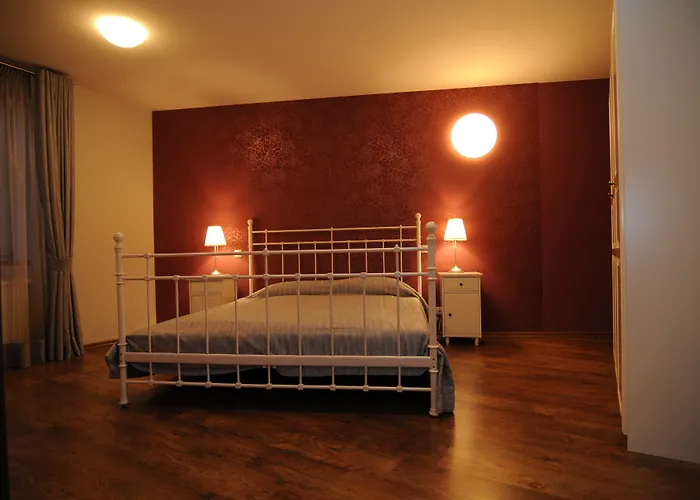 & Travel W Centrum Lodzi - Piotrkowska - Klimatyzacja - Parking - Manufaktura - Off Piotrkowska - Ec1 - Atlas Arena - Orientarium - Monopolis Apart-hotel