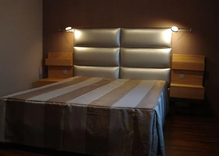 Apart-hotel & Travel W Centrum Lodzi - Piotrkowska - Klimatyzacja - Parking - Manufaktura - Off Piotrkowska - Ec1 - Atlas Arena - Orientarium - Monopolis