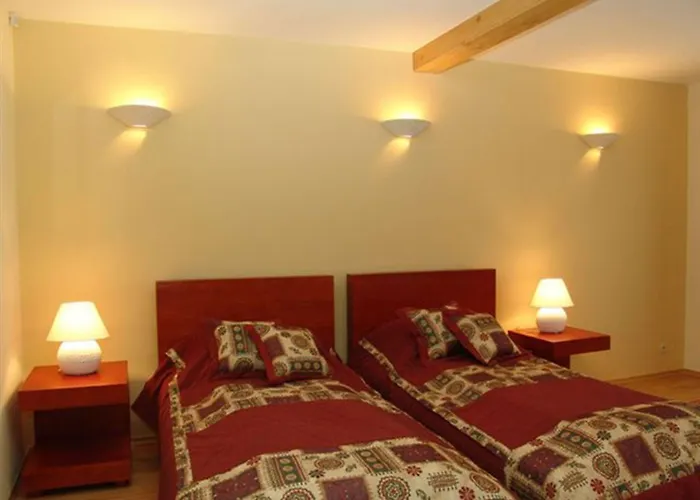 & Travel W Centrum Lodzi - Piotrkowska - Klimatyzacja - Parking - Manufaktura - Off Piotrkowska - Ec1 - Atlas Arena - Orientarium - Monopolis Apart-hotel 3*