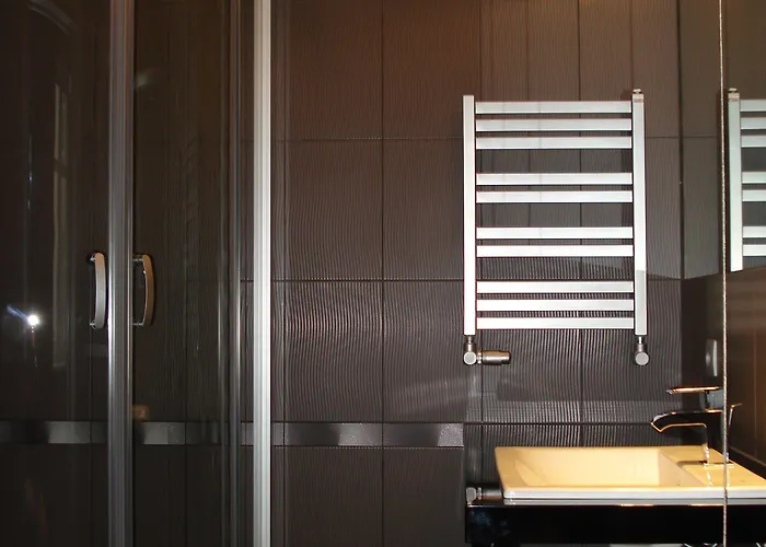 & Travel W Centrum Lodzi - Piotrkowska - Klimatyzacja - Parking - Manufaktura - Off Piotrkowska - Ec1 - Atlas Arena - Orientarium - Monopolis 3* Łódź