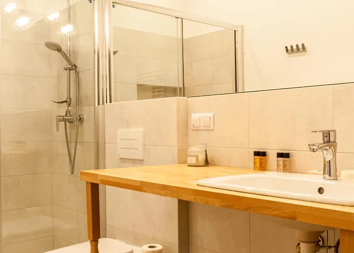 & Travel W Centrum Lodzi - Piotrkowska - Klimatyzacja - Parking - Manufaktura - Off Piotrkowska - Ec1 - Atlas Arena - Orientarium - Monopolis Łódź