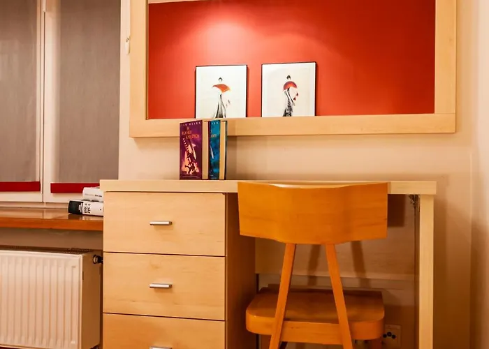 & Travel W Centrum Lodzi - Piotrkowska - Klimatyzacja - Parking - Manufaktura - Off Piotrkowska - Ec1 - Atlas Arena - Orientarium - Monopolis 3* Łódź