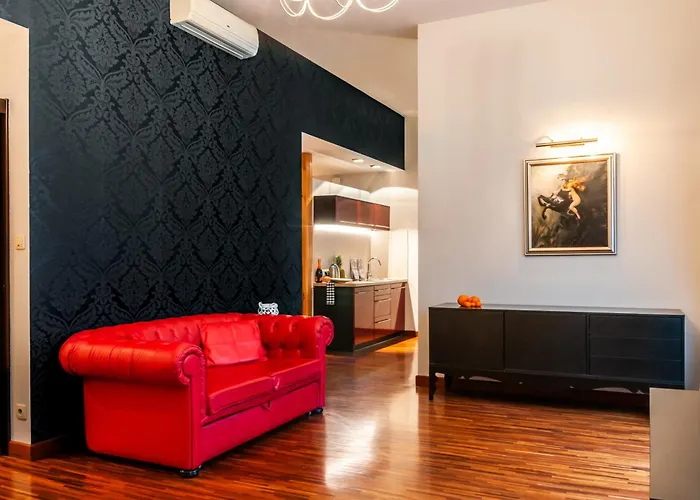 & Travel W Centrum Lodzi - Piotrkowska - Klimatyzacja - Parking - Manufaktura - Off Piotrkowska - Ec1 - Atlas Arena - Orientarium - Monopolis 3*