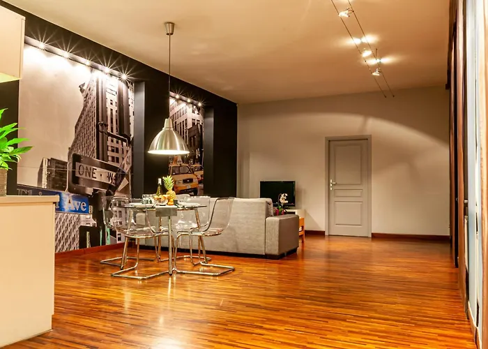 & Travel W Centrum Lodzi - Piotrkowska - Klimatyzacja - Parking - Manufaktura - Off Piotrkowska - Ec1 - Atlas Arena - Orientarium - Monopolis 3*