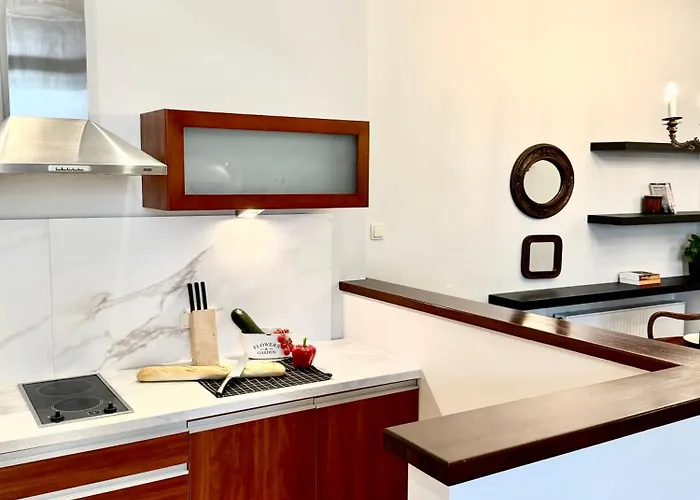 & Travel W Centrum Lodzi - Piotrkowska - Klimatyzacja - Parking - Manufaktura - Off Piotrkowska - Ec1 - Atlas Arena - Orientarium - Monopolis