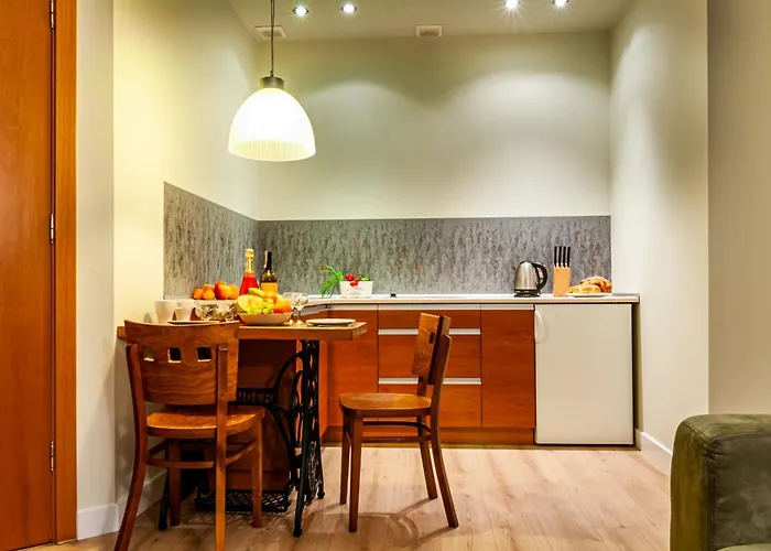 & Travel W Centrum Lodzi - Piotrkowska - Klimatyzacja - Parking - Manufaktura - Off Piotrkowska - Ec1 - Atlas Arena - Orientarium - Monopolis 3*