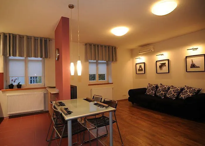 & Travel W Centrum Lodzi - Piotrkowska - Klimatyzacja - Parking - Manufaktura - Off Piotrkowska - Ec1 - Atlas Arena - Orientarium - Monopolis